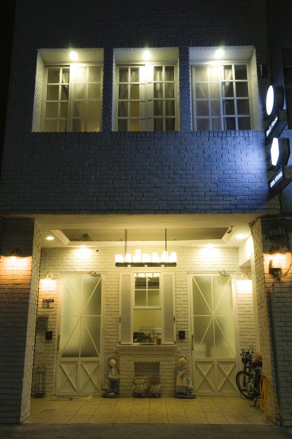 Hualien Bird'S House Hostel Bagian luar foto
